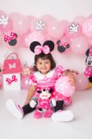 Sesión infantil con decoración de personajes de ratones